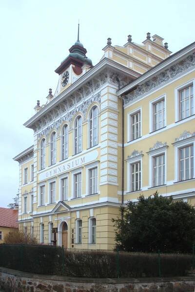 Soubor:Prachatice, gymnázium.jpg – Wikipedie