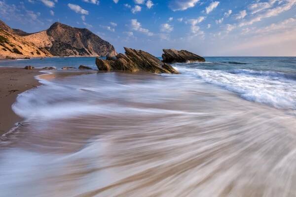 Paradise Beach na „pobřeží pláží“ mezi Kardamenou a Kefalosem 