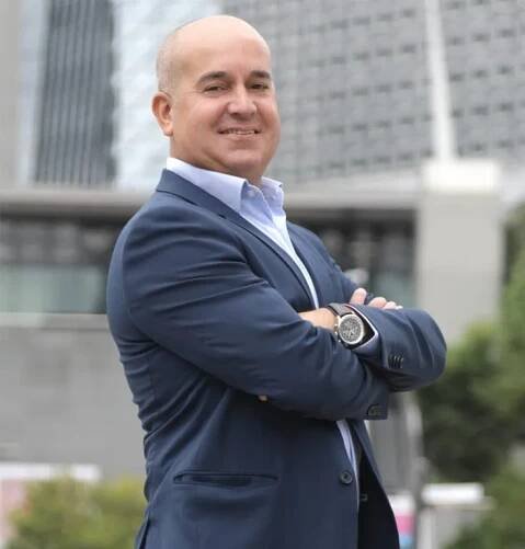 Manuel Cruz