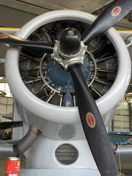 GRUMMAN J2F DUCK WALKAROUND – Modelářovo.cz