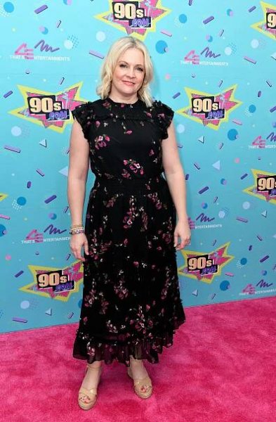 Melissa Joan Hart attends the 90s Con at Tampa Convention Center on September 16 in Tampa, Florida. 