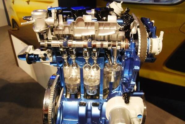 Nejlepší motor opět vyrobil Ford. Má tři válce a objem litr