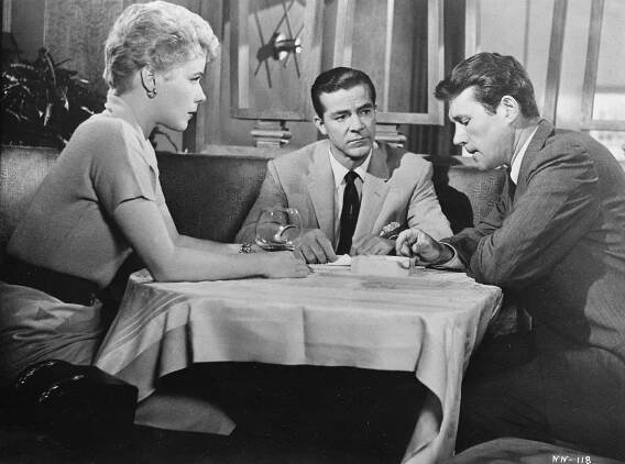 While the City Sleeps (1956)