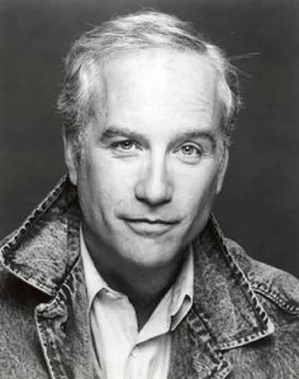Richard Dreyfuss In B&W Wallpaper