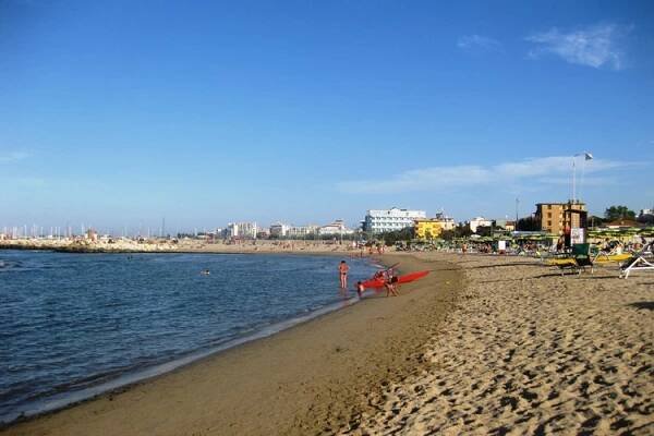 Itálie Rimini pláž Atlantika