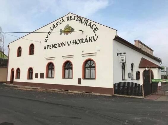 Rybářská restaurace a penzion u Horáků, Uničov - Ubytování
