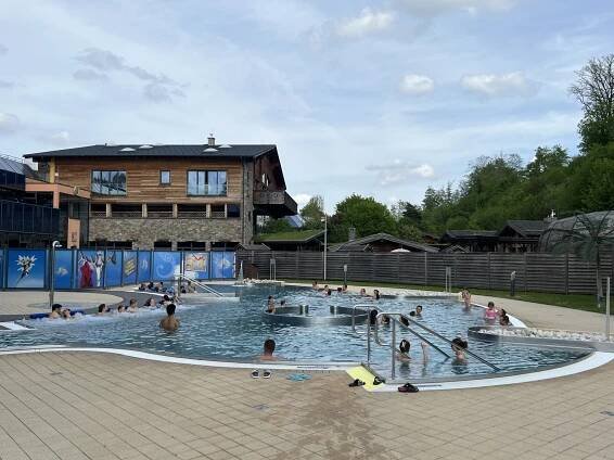 Therme Bad Schallerbach: Aquapulco Pirate World & Tropicana