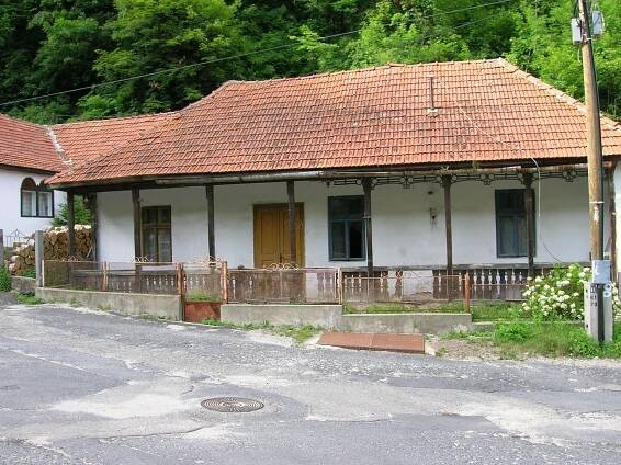Súbor:Miskolc omassa peasant house.jpg – Wikipédia