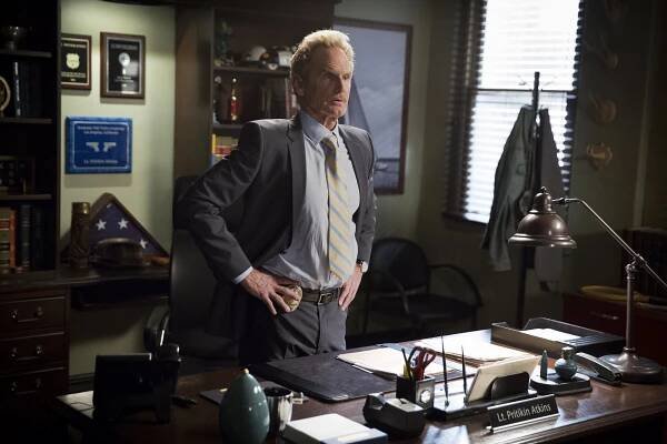 Angie Tribeca - Organ Trail - Z filmu - Jere Burns