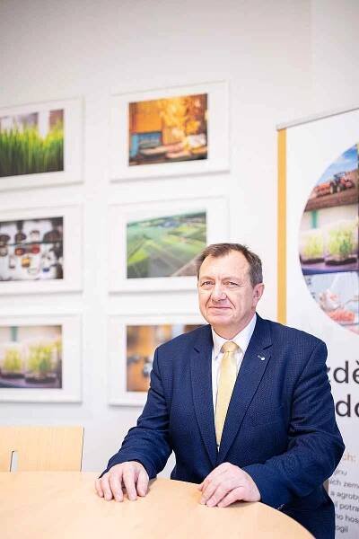 Profesor Jan Mareš se stal novým rektorem Mendelovy univerzity.