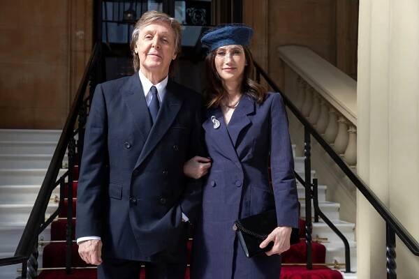  Nancy arrives with Sir Paul at a Buckingham Palace ceremony where he was made a Companion of Honour in May 2018