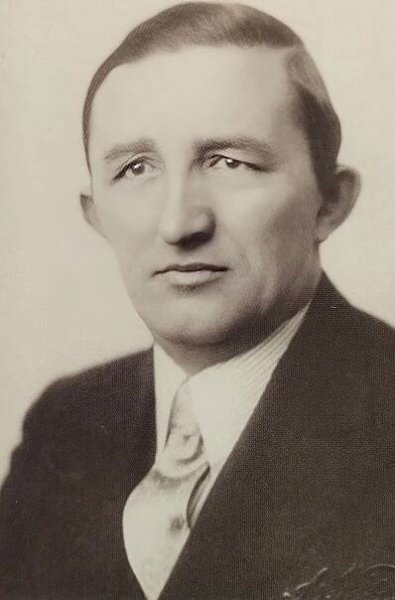 Soubor:František Trojan (1899 1942).jpg – Wikipedie