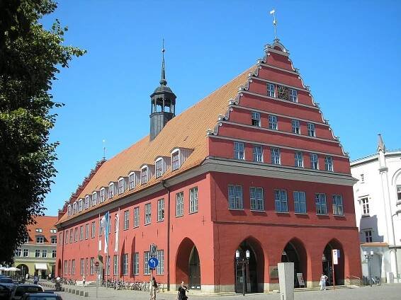 Soubor:Rathaus Greifswald.JPG – Wikipedie