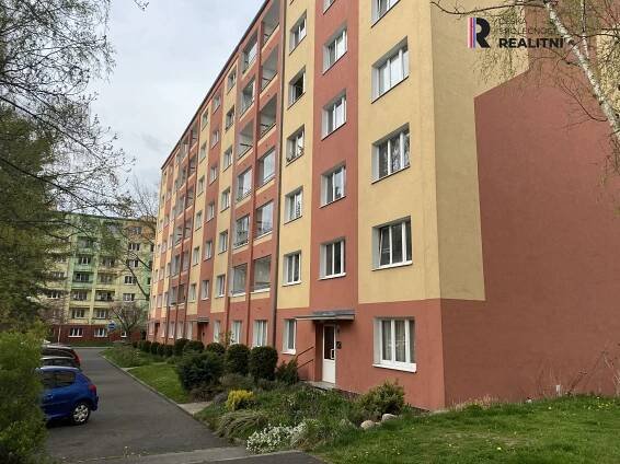 Prodej bytu 3+1, Karlovy Vary -Tuhnice