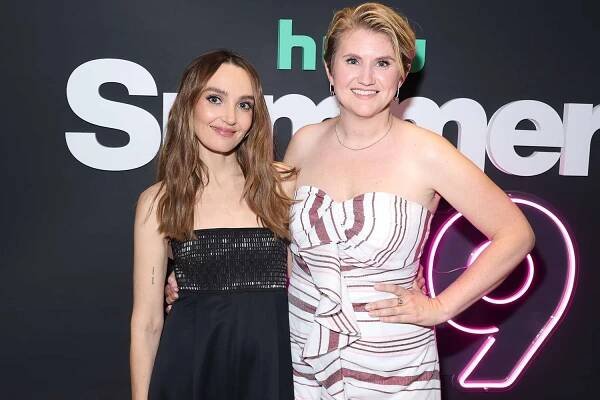 Chloe Fineman and Jillian Bell attend the premiere of Hulu's 