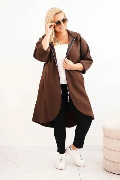 Elegantní oversize kabát na zip s kapucí model 8582 hnědý