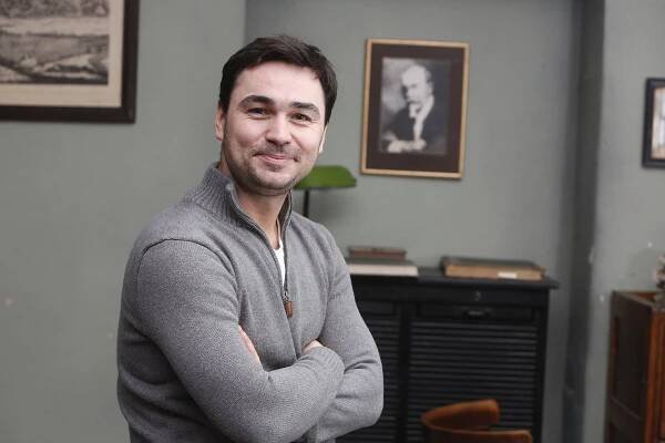 Režisér První republiky Biser Arichtev