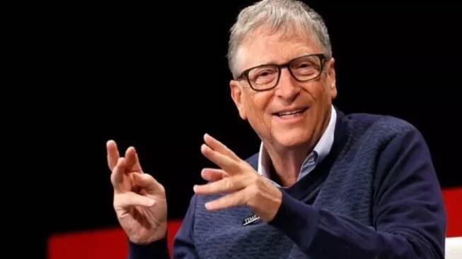 When Larry Ellison said: Bill Gates forgive me, there are a lot of people in the world smarter than you; but...