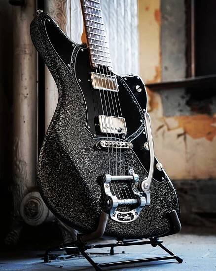 Free Guitar Tuner 28
