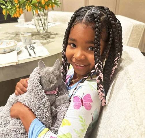 Khloe Kardashian gets a cat and True holding the cat