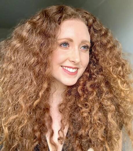 Find out everything you need to know about Olaplex 6 vs 9 including can you use Olaplex 6 and 9 together. You'll learn about the differences between Olaplex 6 and 9 and whether I recommend Olaplex 6 or 9! There's also an Olaplex discount code included to help you save!