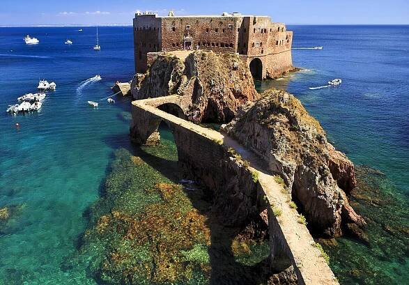 Visit Berlenga Archipelago’s Stone Fortress Of Sao Joao Baptista – Oceans5
