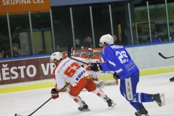 HC Stadion Vrchlabí – Vrchlabští hokejisté jedou do Žďáru s cílem vrátit sérii na vlastní led
