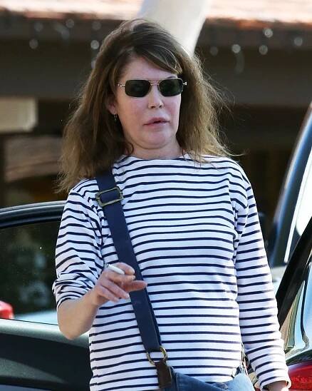 Lara Flynn Boyle aneb jak se z krásné herečky díky plastikám stala zrůda