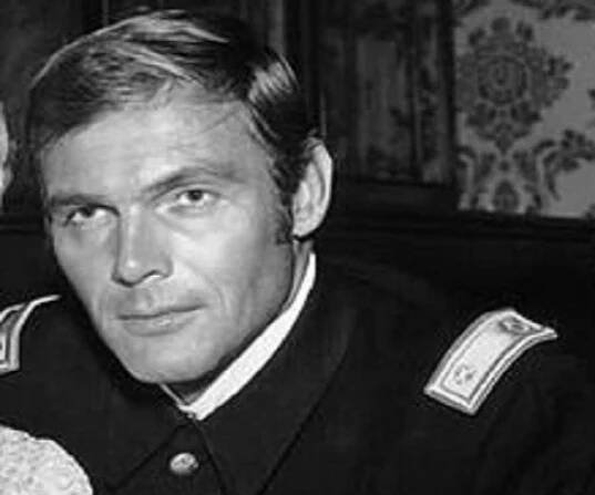 Adam West Biography - Facts, Childhood, Family Life & Achievements