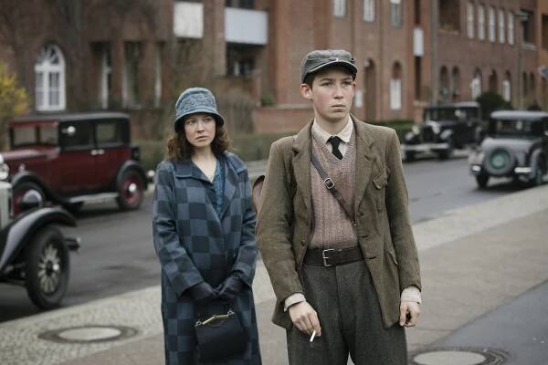 Babylon Berlín - Epizoda 10 (S03E10) (2020) | Tvůrci | ČSFD.cz