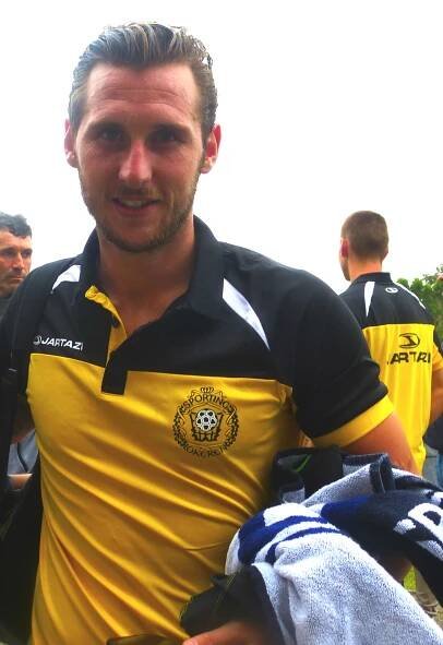 Gary Martin (footballer)