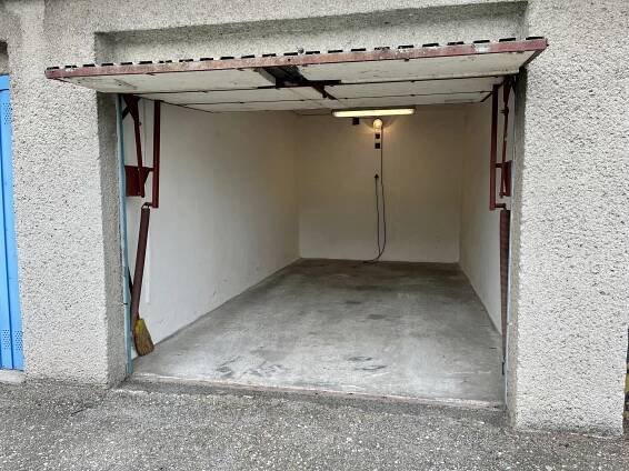 Prodej garáže 16 m² v Olomouci - Podešva Jiří - Realitní makléř Olomouc