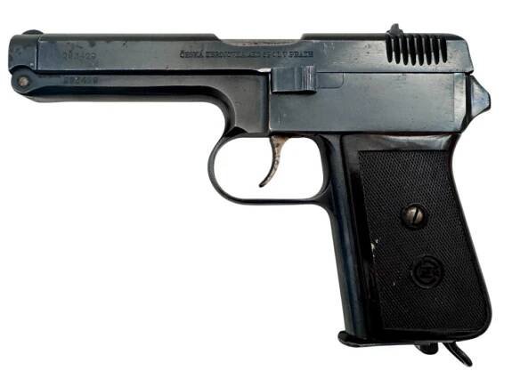 CZ vz.38 (Louskáček), 9mm Browning (1939)