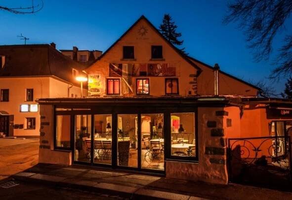 Restaurace Milenium - Restaurace, motoresty, pizzerie - Jizerské hory - Liberec