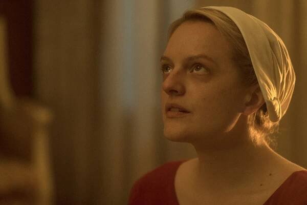 Příběh služebnice - Jiné ženy - Z filmu - Elisabeth Moss
