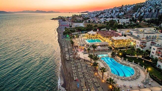 Hotel Armonia Holiday Village & Spa, Turgutreis, Bodrum Turecko – dovolena a last minute zájezdy levně na AIRSTOP.CZ