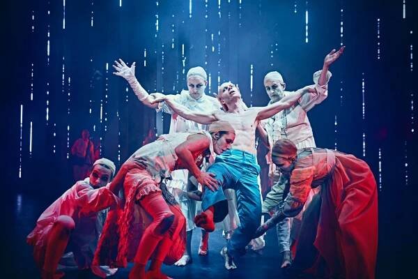LAZARUS // Skuespilhuset, Det Kongelige Teater – SCENEBLOG