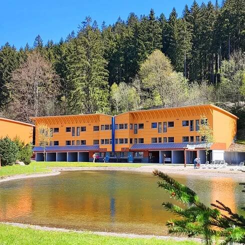 Pobyt ve Špindlu s polopenzí a Medvědínem na dosah - Obrázek 2