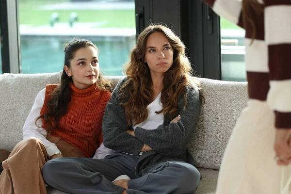 Kendi Düşen Ağlamaz - Yeni sırlar - Z filmu - Eylül Tumbar