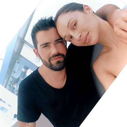Jesse Metcalfe and Cara Santana Are Not Back Together Despite Living Arrangement: Source