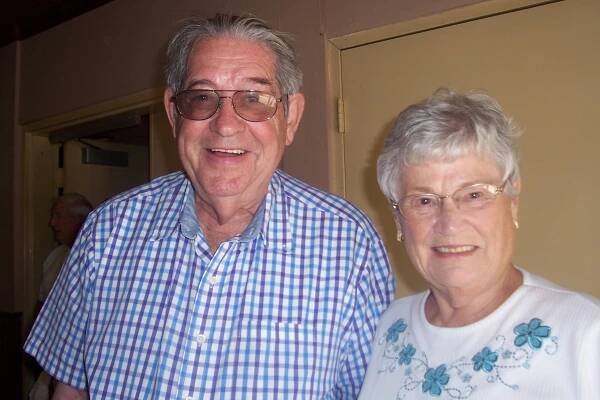 80th-Birthday-Dinner---2013