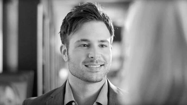 Zemřel herec Cody Longo známý z telenovely Tak jde čas