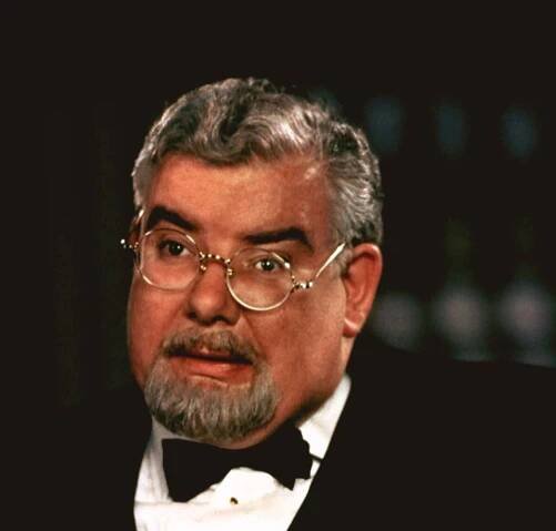 Bláznivá střela 2 a 1/2: Vůně strachu - Z filmu - Richard Griffiths
