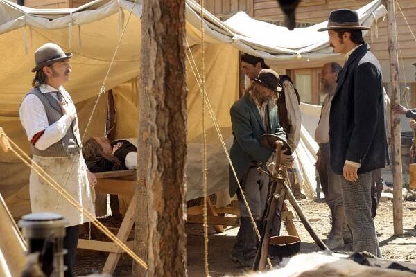 Deadwood - Jack McCall a jeho soud - Z filmu - Leon Rippy, Timothy Olyphant