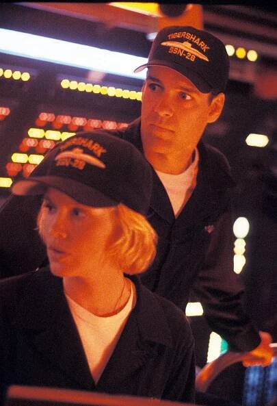 JAG - Stín - Z filmu - Tracey Needham, David James Elliott