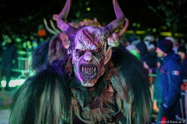 Krampusumzug in Sexten Südtirol osttirol-fotos.at