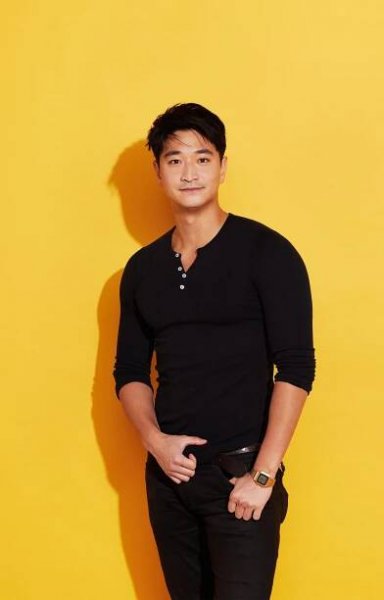 Tommy Kang | NYC Comedian & Actor