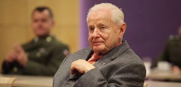 Pamětník dějin českého průmyslu Miroslav Grégr: Hrdinové jako pan Pithart dnes od počítače přesně vědí, co by v historii udělali. Miloš Zeman má můj obdiv
