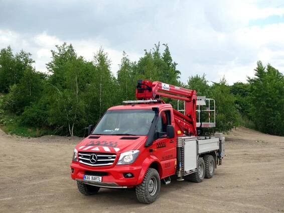 Pracovní plošina B240PX na podvozku Mercedes Benz Sprinter 6x6 | ROTHLEHNER pracovní plošiny