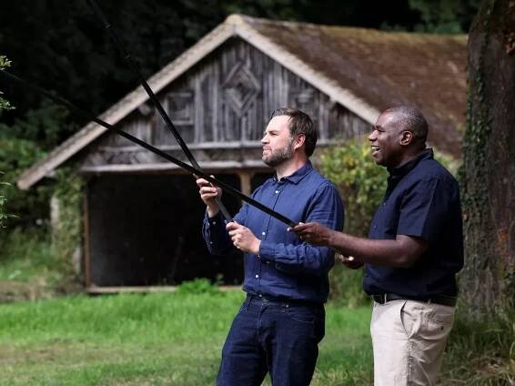 JD Vance pokes fun at David Lammy's fishing ability as Trump's VP starts UK trip
